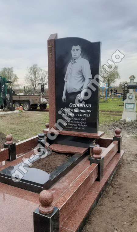 Гранітний пам'ятник для Осіпенко Б.І.