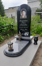 Гранітний пам'ятник для Затинайко Р.А. Гранітний пам'ятник для Затинайко Р.А.
