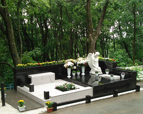 Надгробные памятники из гранита